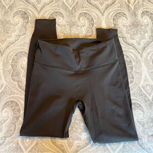 Lulumon wunder under laser cut out leggings